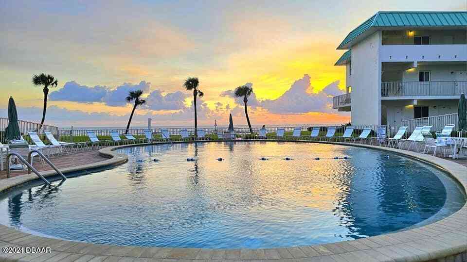 Condo For Sale - 815 Ocean Shore Boulevard #10-A<br/> Volusia County, Ormond Beach, FL 32176