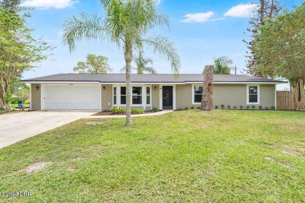 Homes For Sale - 2304 Travelers Palm Drive<br/> Edgewater, FL 32141
