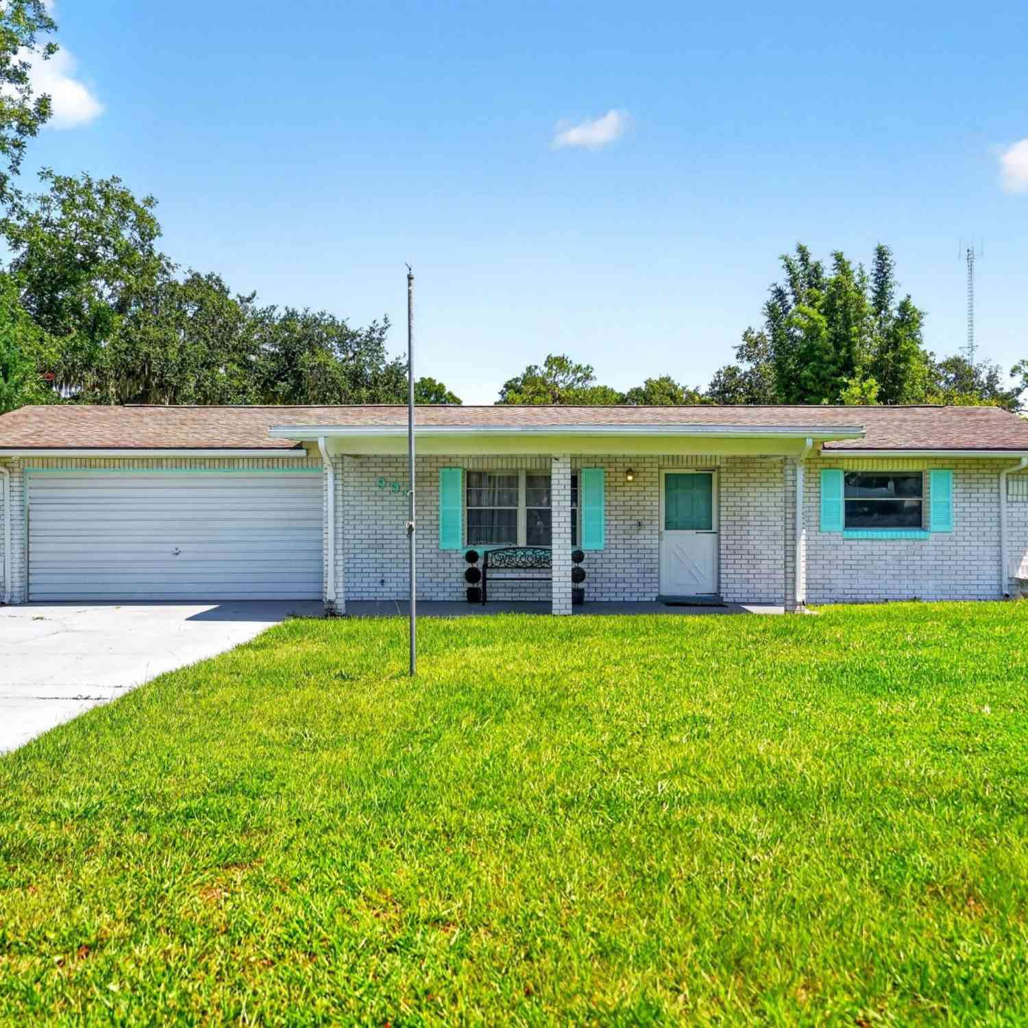 Homes For Sale - 999 16th Street<br/> Edgewater, FL 32132