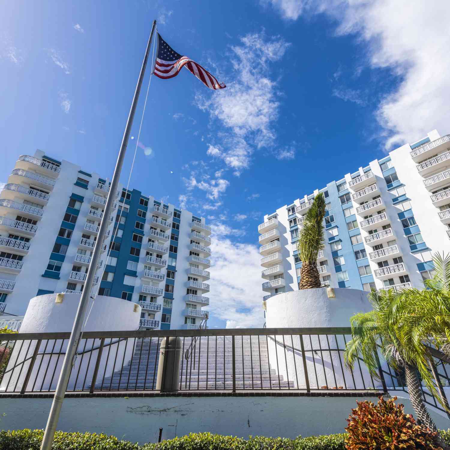 Condo For Sale - 935 N Halifax Avenue #1105<br/> Volusia County, Daytona Beach, FL 32118