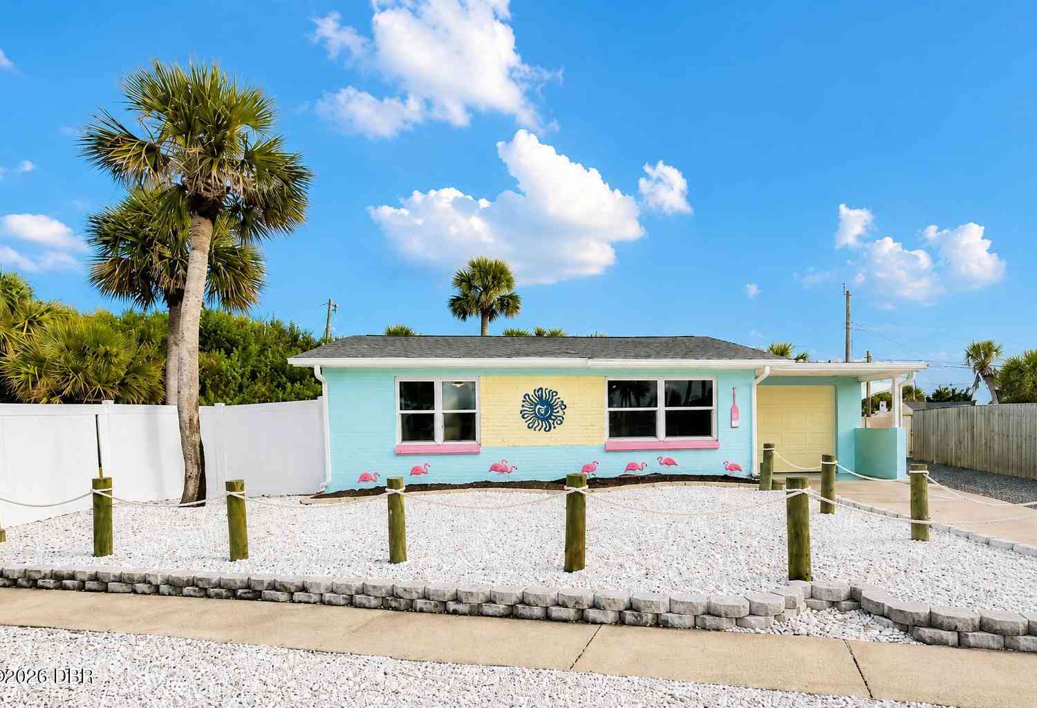 Homes For Sale - 2 Sunny Shore Drive<br/> Volusia County, Ormond Beach, FL 32176