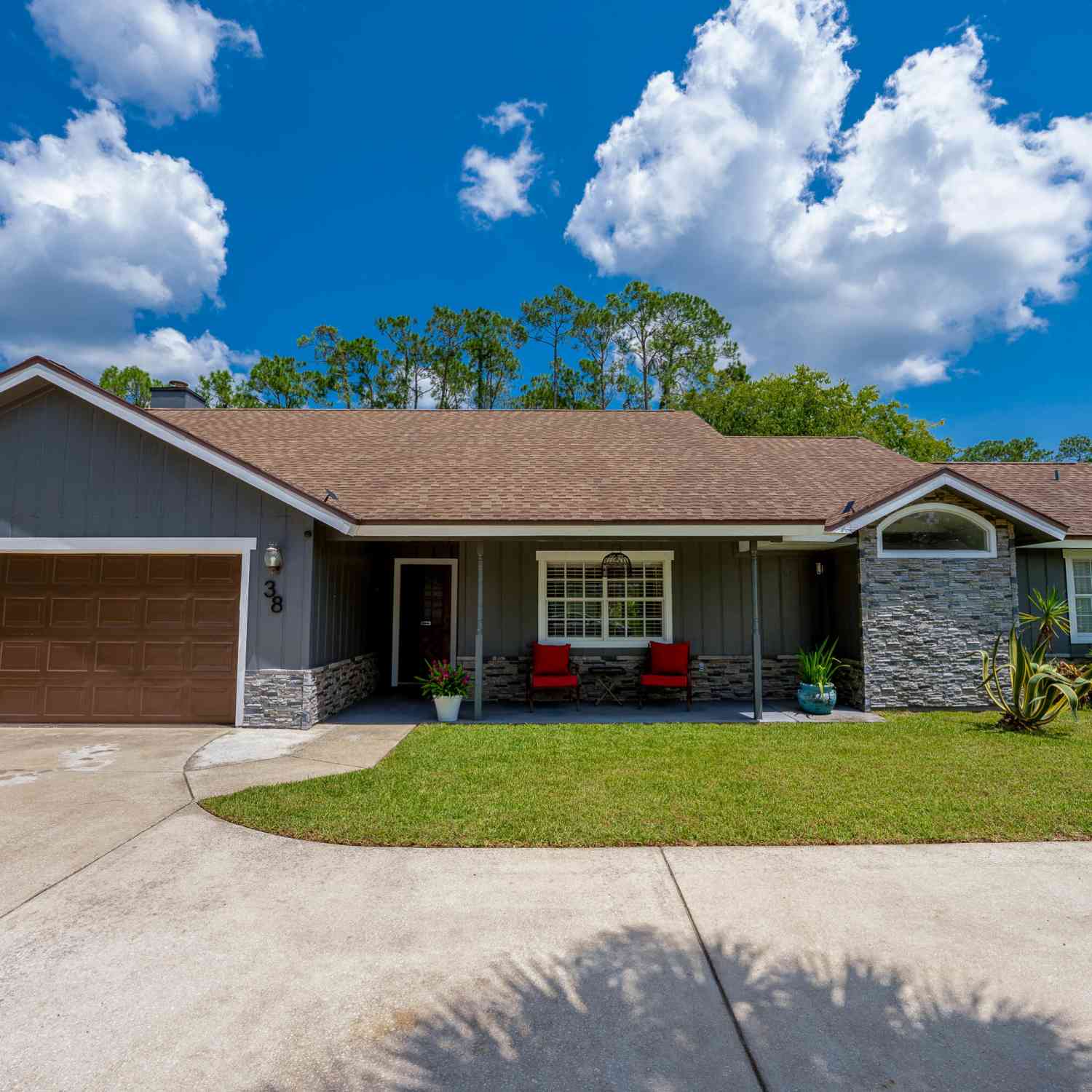 Homes For Sale - 38 Weyanoke Lane<br/> Flagler County, Palm Coast, FL 32164