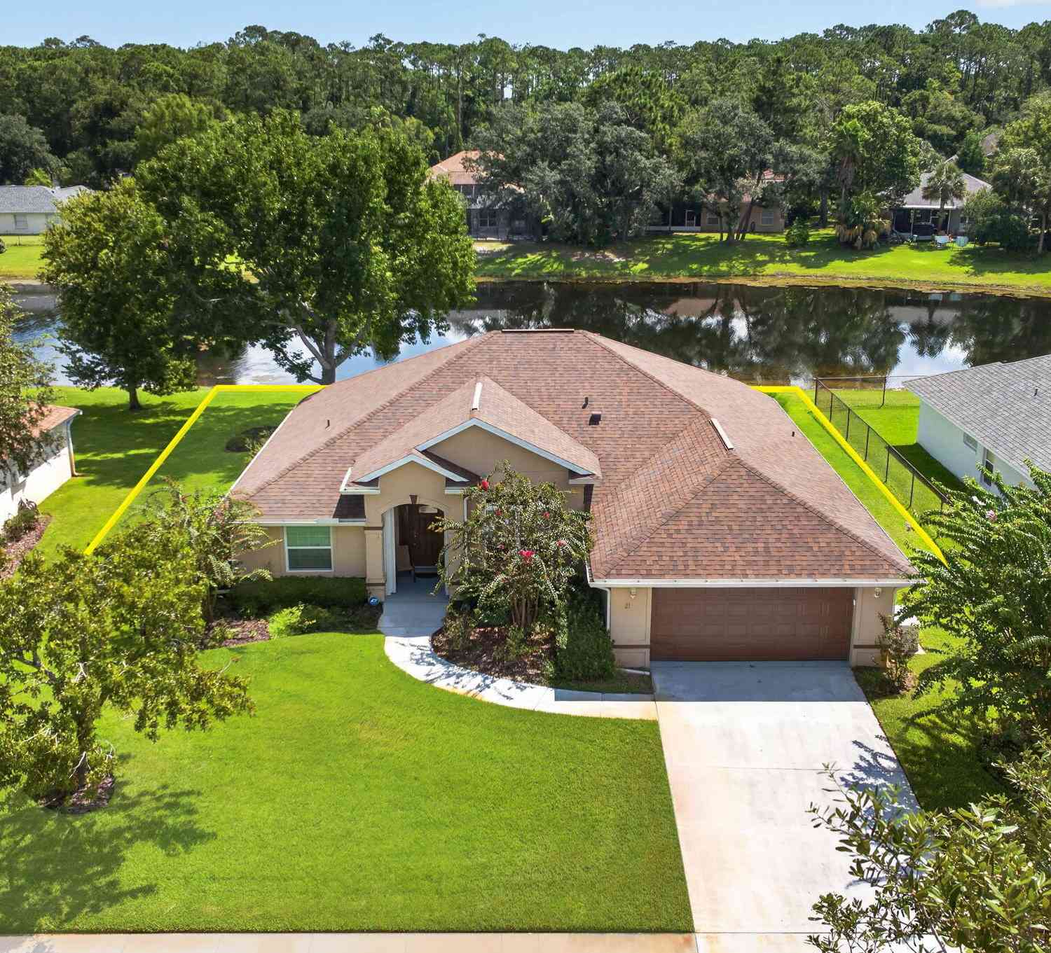 Homes For Sale - 21 Greenvale Drive<br/> Ormond Beach, FL 32174