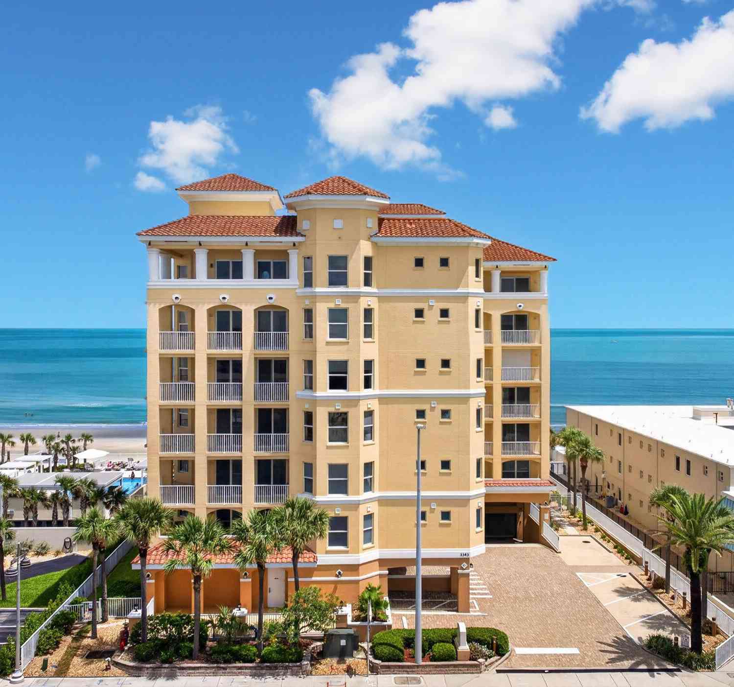 Condo For Sale - 3343 S Atlantic Avenue #204<br/> Volusia County, Daytona Beach Shores, FL 32118