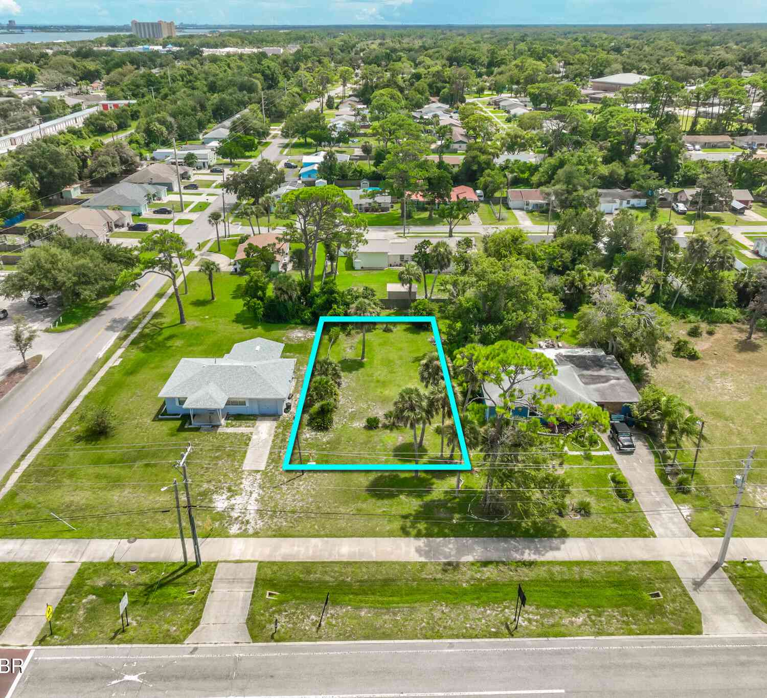 Vacant Land For Sale - 505 Big Tree Road<br/> South Daytona, FL 32119