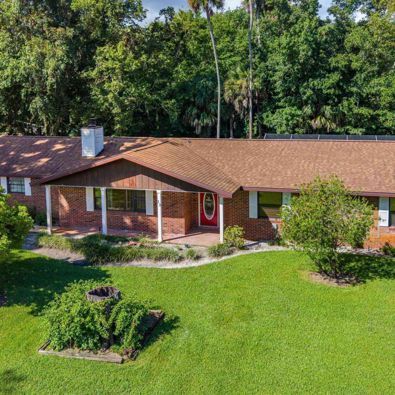 Homes For Sale - 13 Timber Trail<br/> Volusia County, Holly Hill, FL 32174
