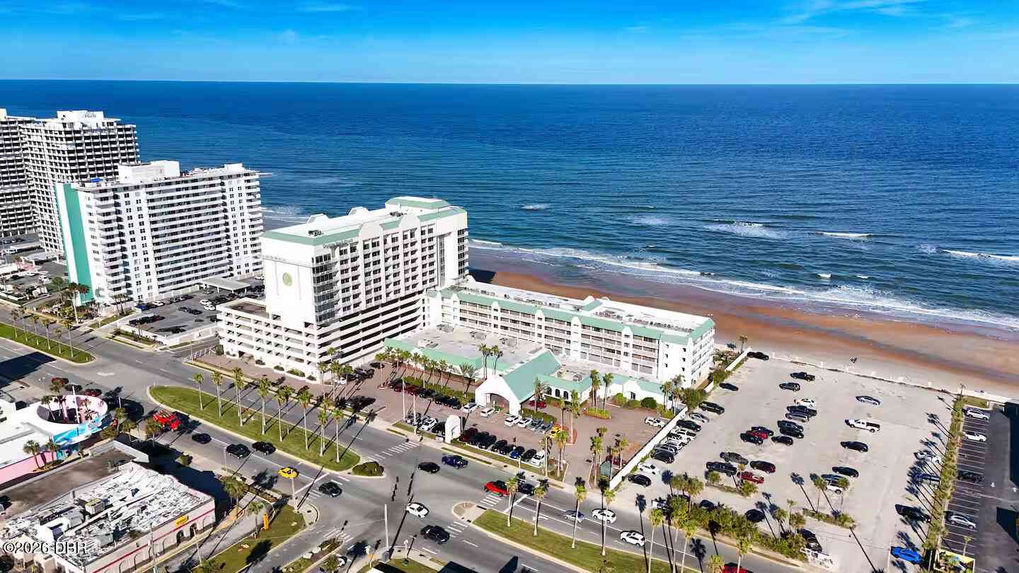 Condo For Sale - 2700 N Atlantic Avenue #1215<br/> Daytona Beach, FL 32118