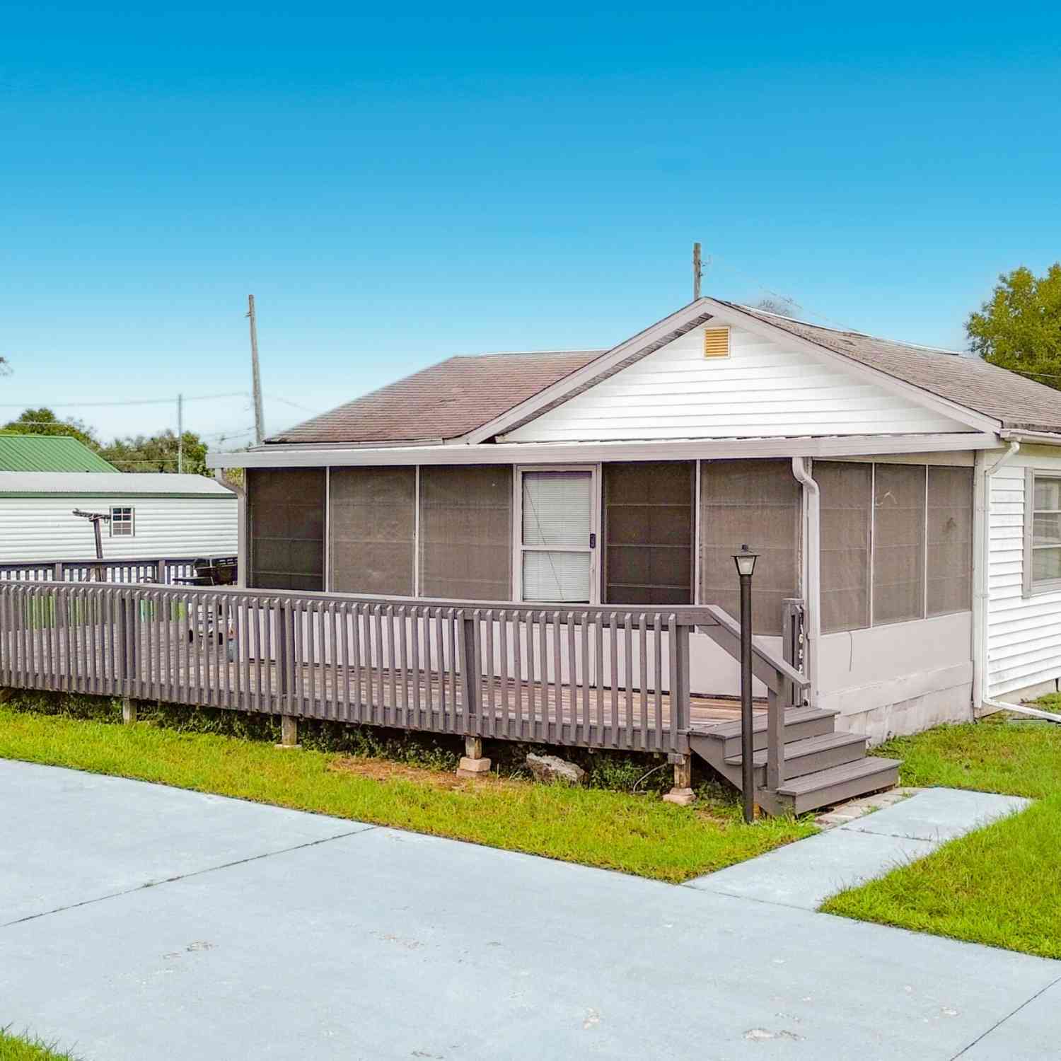 Homes For Sale - 1622 Tarpon Boulevard<br/> Saint Cloud, FL 34771