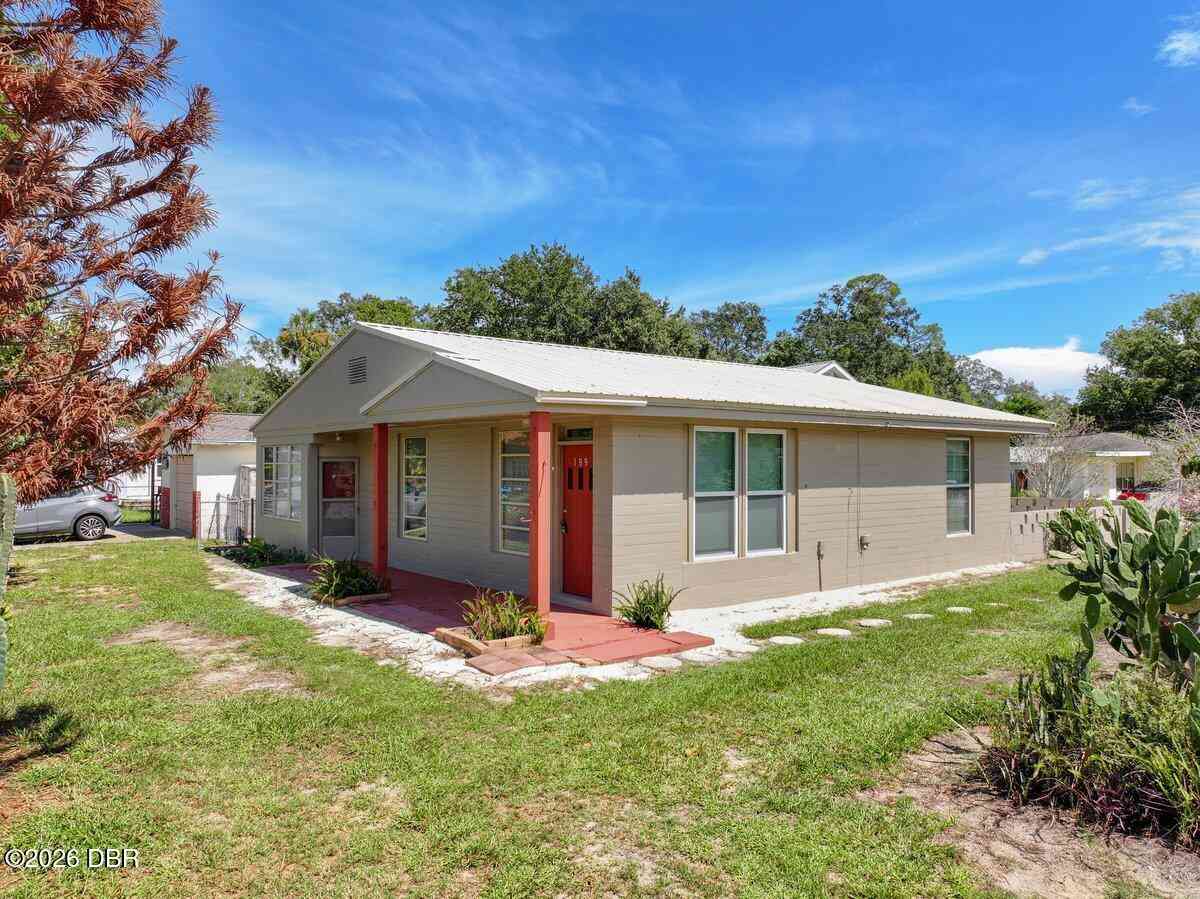 Homes For Sale - 199 Daymora Parkway<br/> Holly Hill, FL 32117