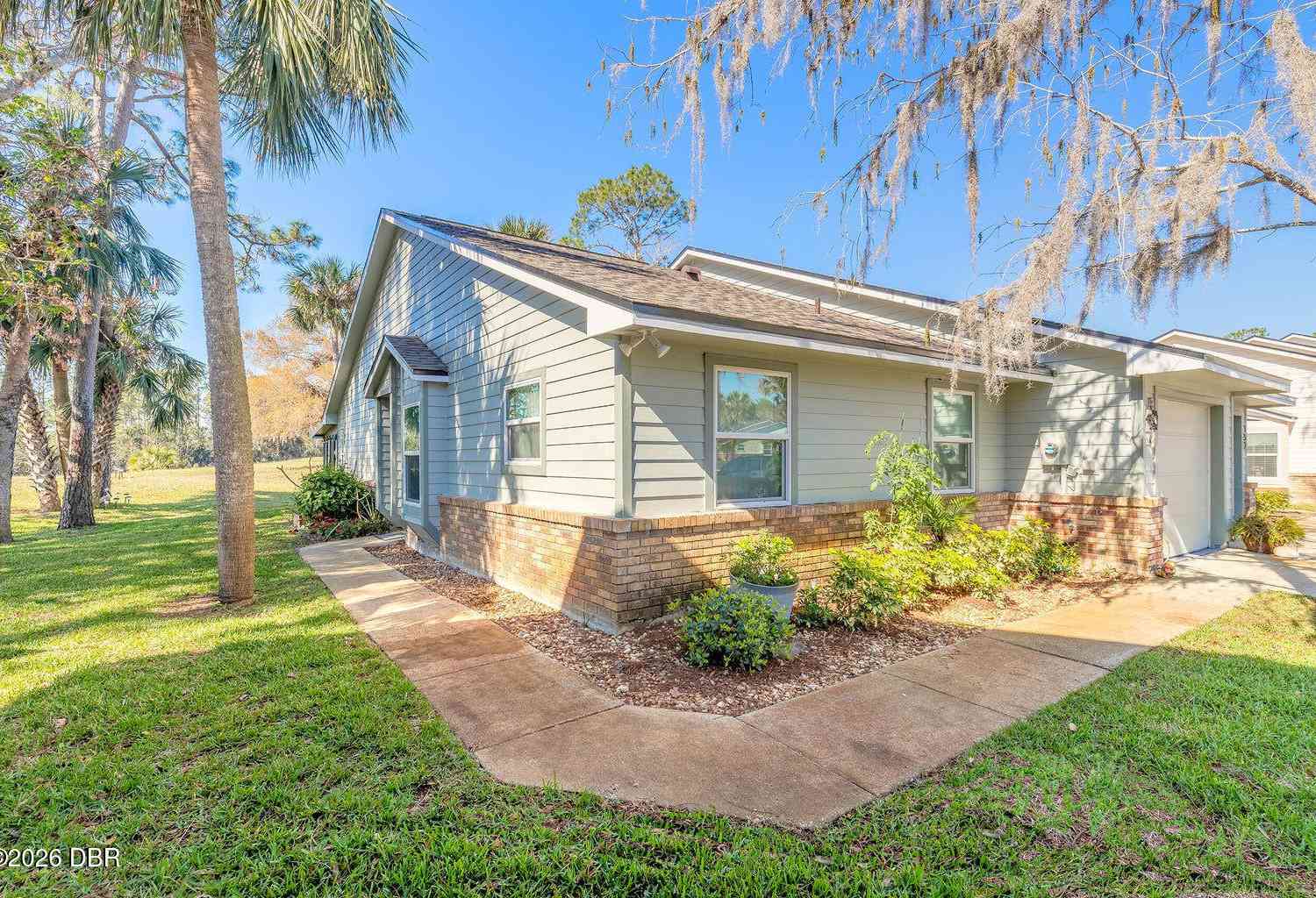 Condo For Sale - 156 Bob White Court<br/> Daytona Beach, FL 32119