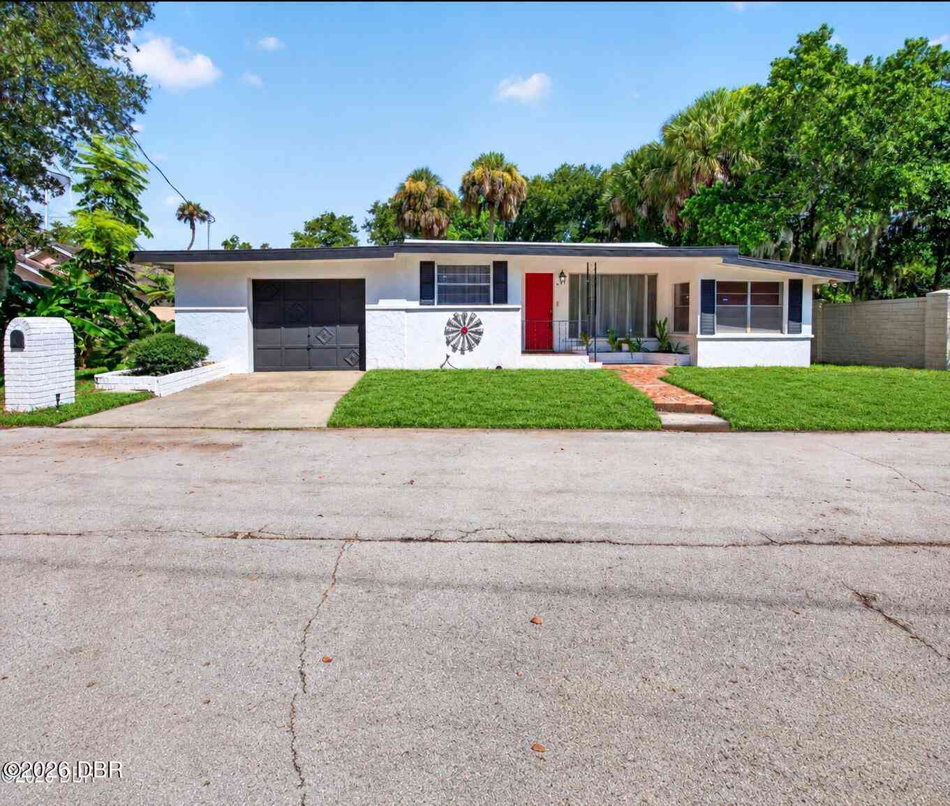 Homes For Sale - 245 Jefferson Street<br/> Ormond Beach, FL 32174