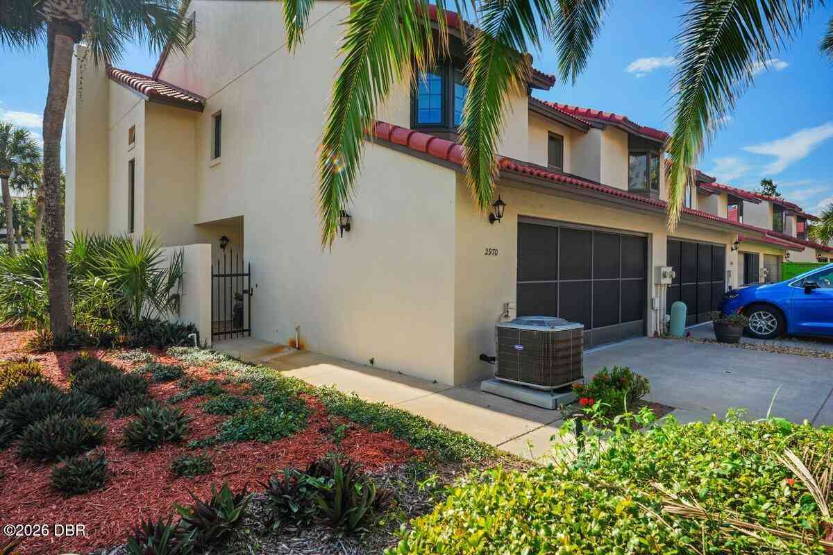 Townhouse For Sale - 2970 Oceans Trace<br/> Daytona Beach Shores, FL 32118
