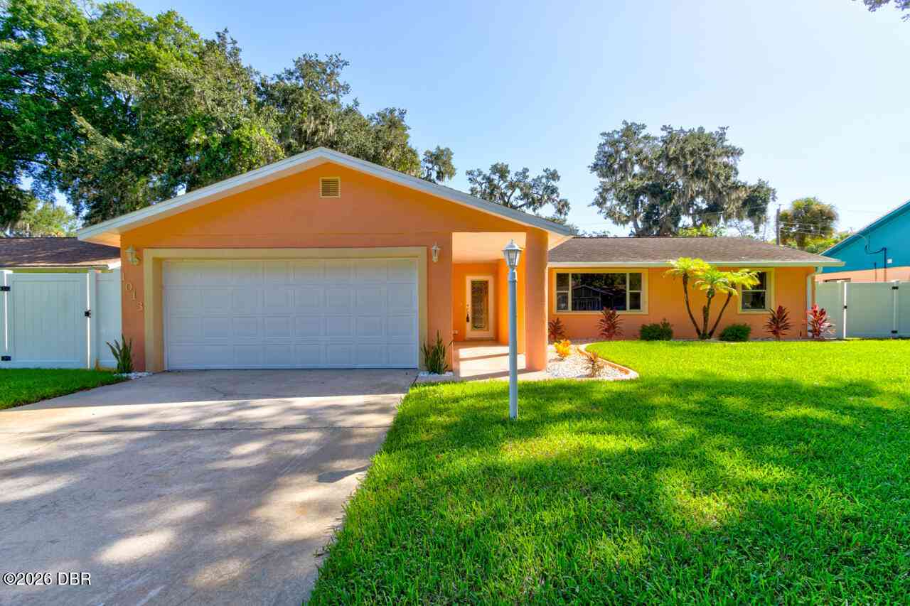 Homes For Sale - 1013 Indian Oaks #E<br/> Holly Hill, FL 32117
