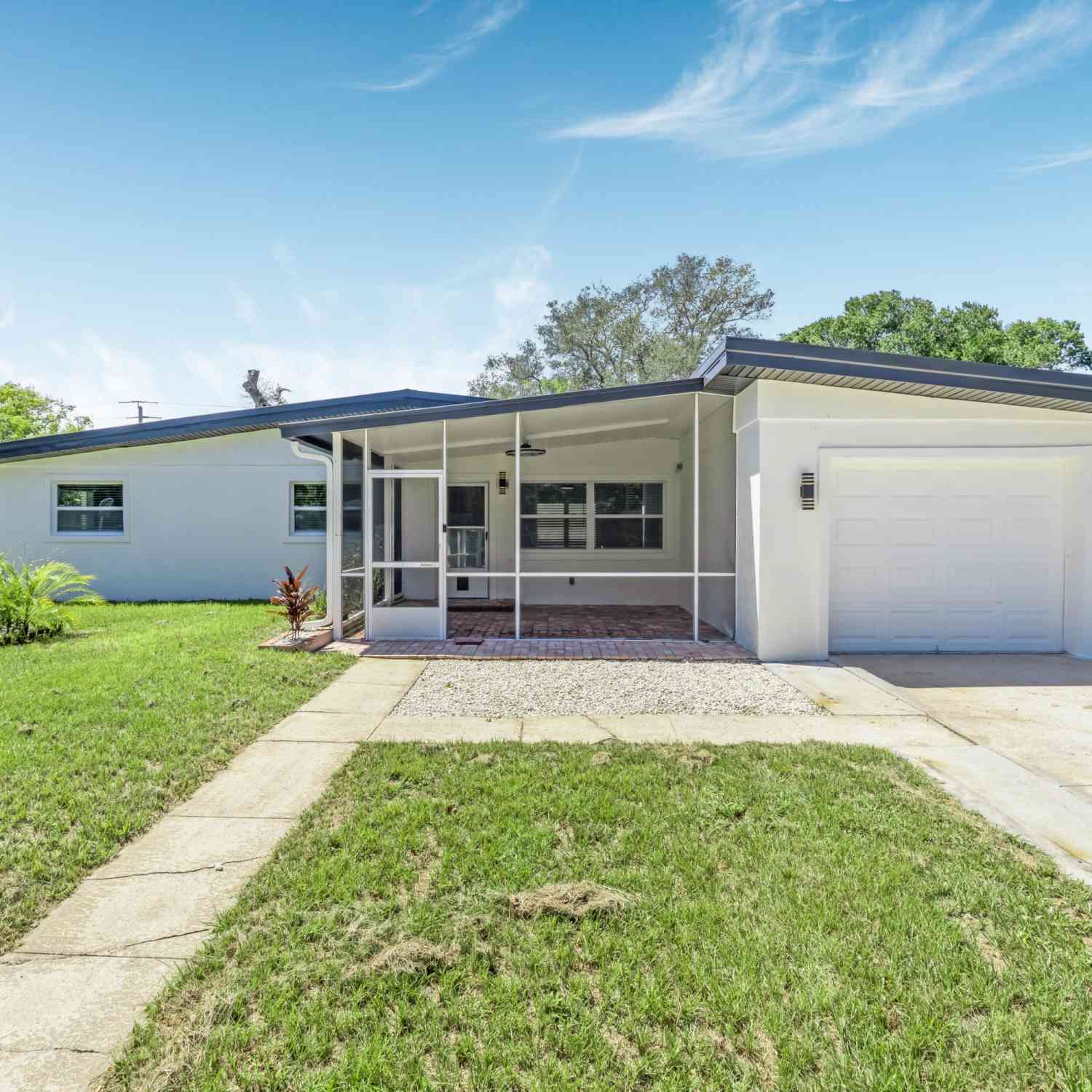 Homes For Sale - 1506 Carmen Avenue<br/> Daytona Beach, FL 32117
