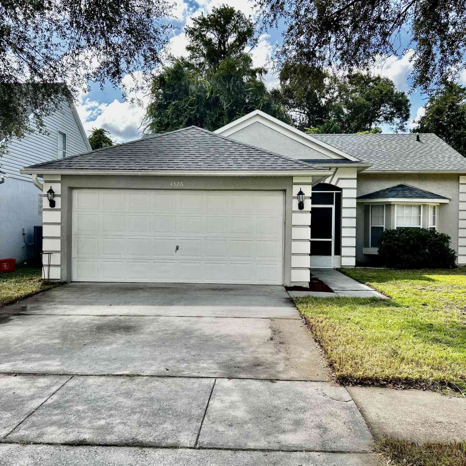Homes For Sale - 4326 Boca Woods Drive<br/> Orange County, Orlando, FL 32826
