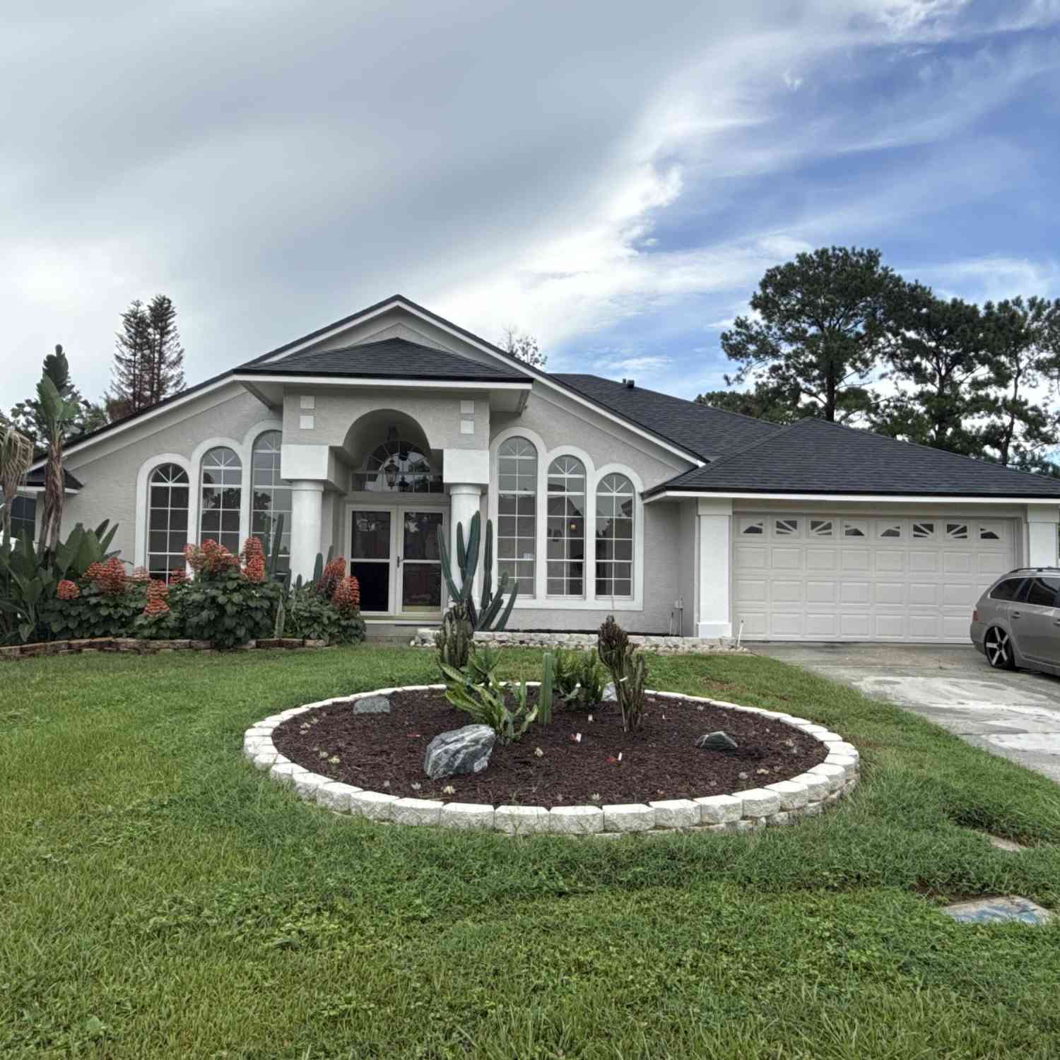 Homes For Sale - 12613 Summer Tree Court<br/> Orlando, FL 32828