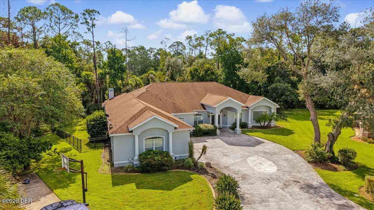 Homes For Sale - 17 Coquina Ridge Way<br/> Ormond Beach, FL 32174
