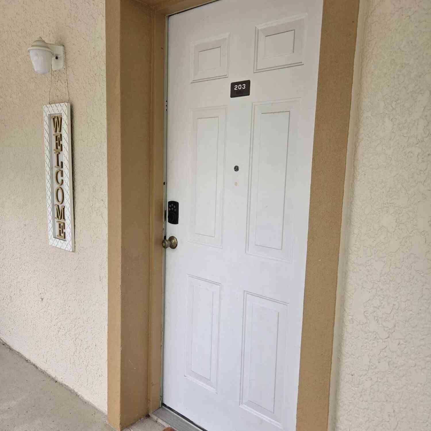 Condo For Sale - 942 15th Street #203<br/> Holly Hill, FL 32117