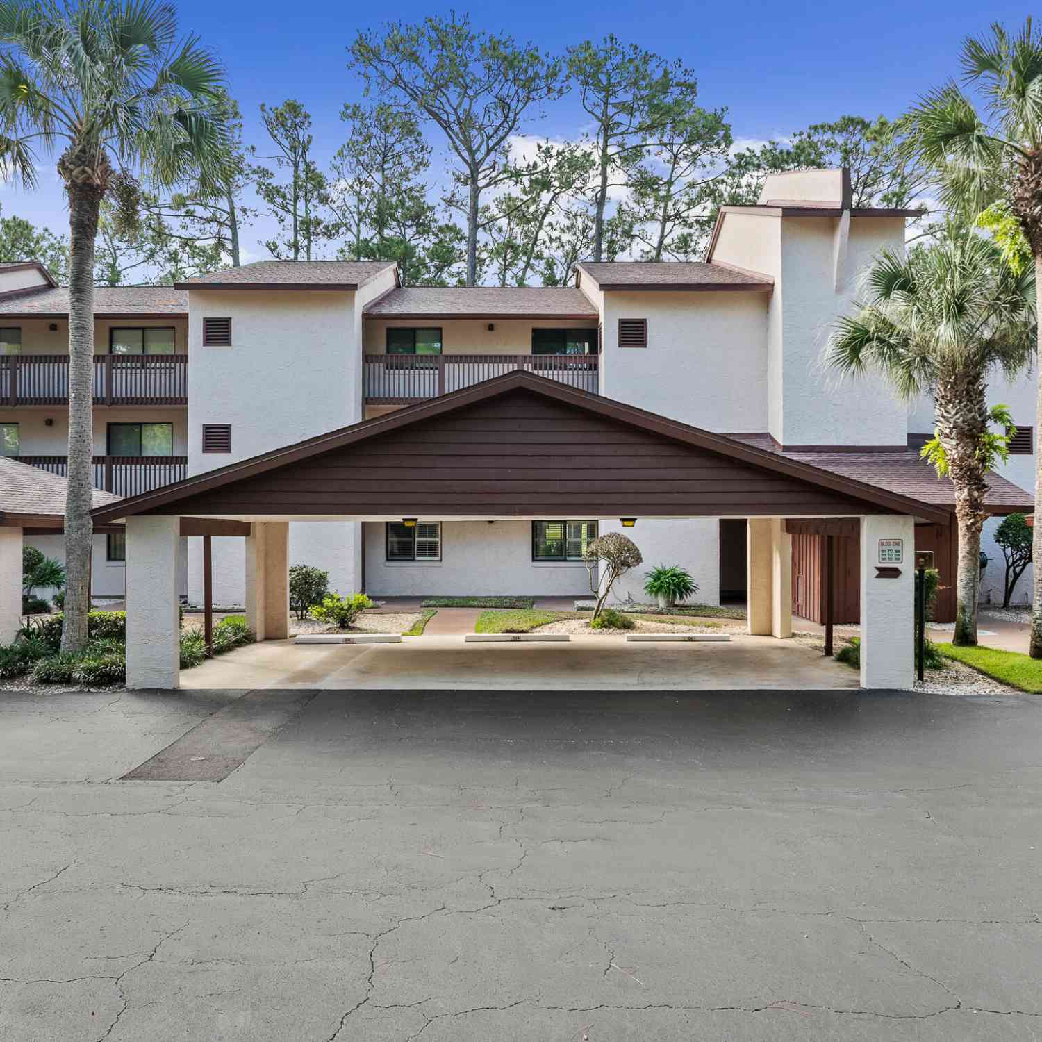 Condo For Sale - 275 Indigo Drive #104<br/> Daytona Beach, FL 32114