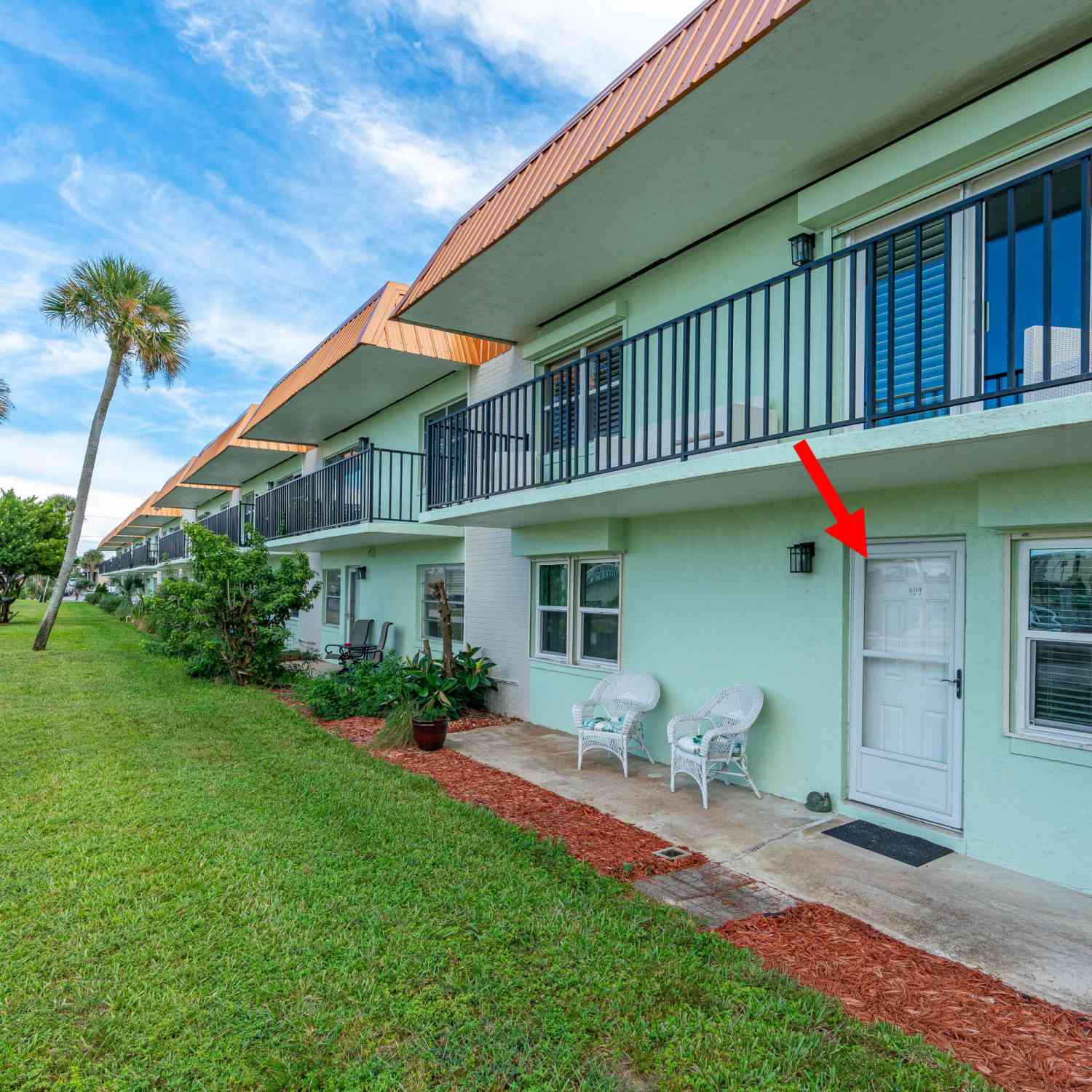 Condo For Sale - 10 Lynnhurst Drive #107<br/> Ormond Beach, FL 32176