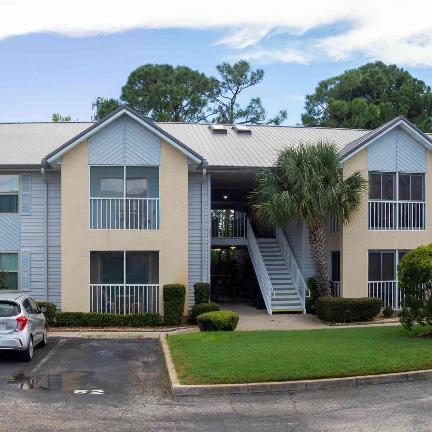 Condo For Sale - 101 Bent Tree Drive #57<br/> Daytona Beach, FL 32114