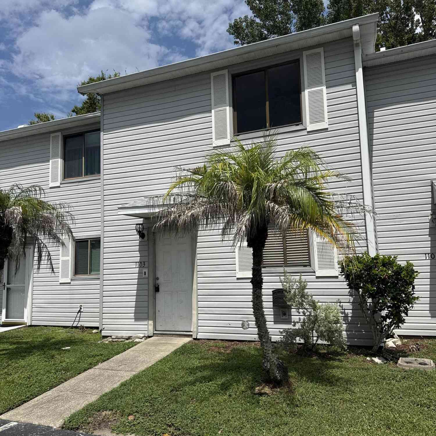 Townhouse For Rent - 1103 Deer Springs Road<br/> Port Orange, FL 32129
