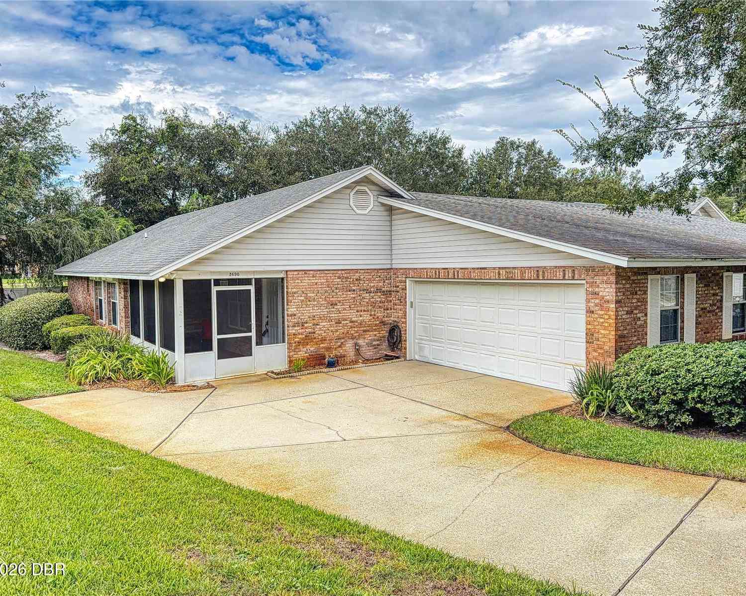 Homes For Sale - 2490 S Glen Eagles Drive<br/> DeLand, FL 32724