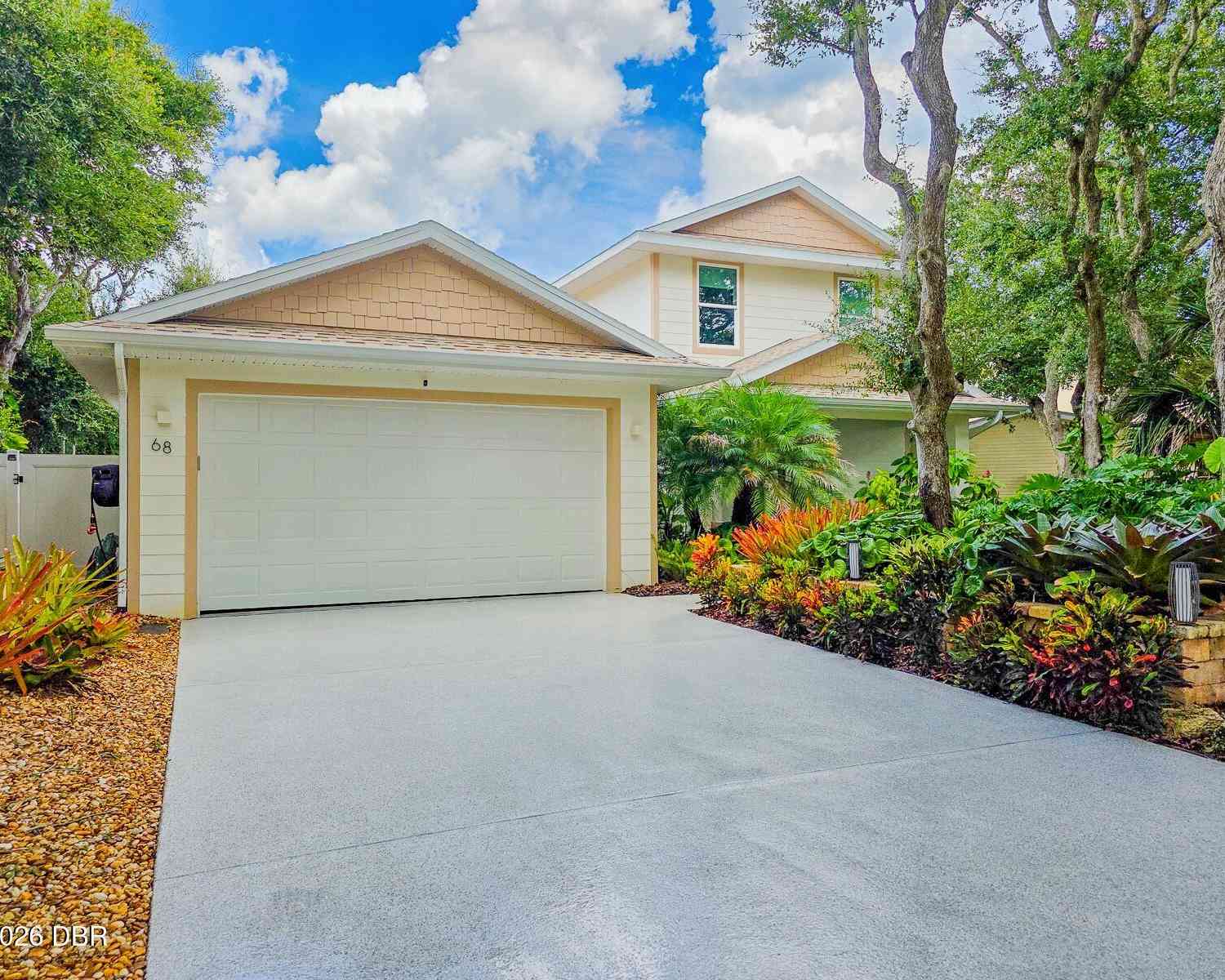 Homes For Sale - 68 Glenview Avenue<br/> Volusia County, Ponce Inlet, FL 32127