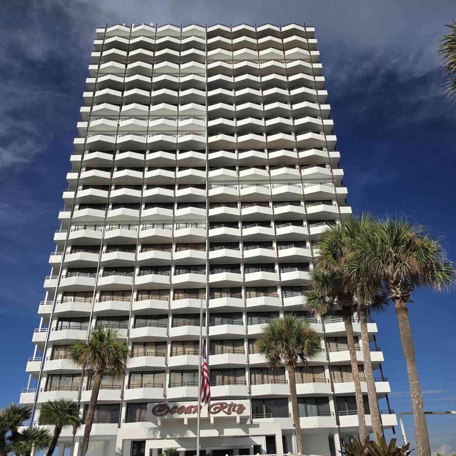 Condo For Rent - 2900 N Atlantic Avenue #1503<br/> Daytona Beach, FL 32118