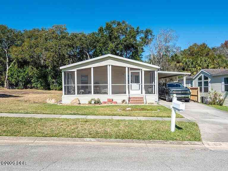 Mobile Home For Rent - 1142 Coquina Bluff<br/> Daytona Beach, FL 32117