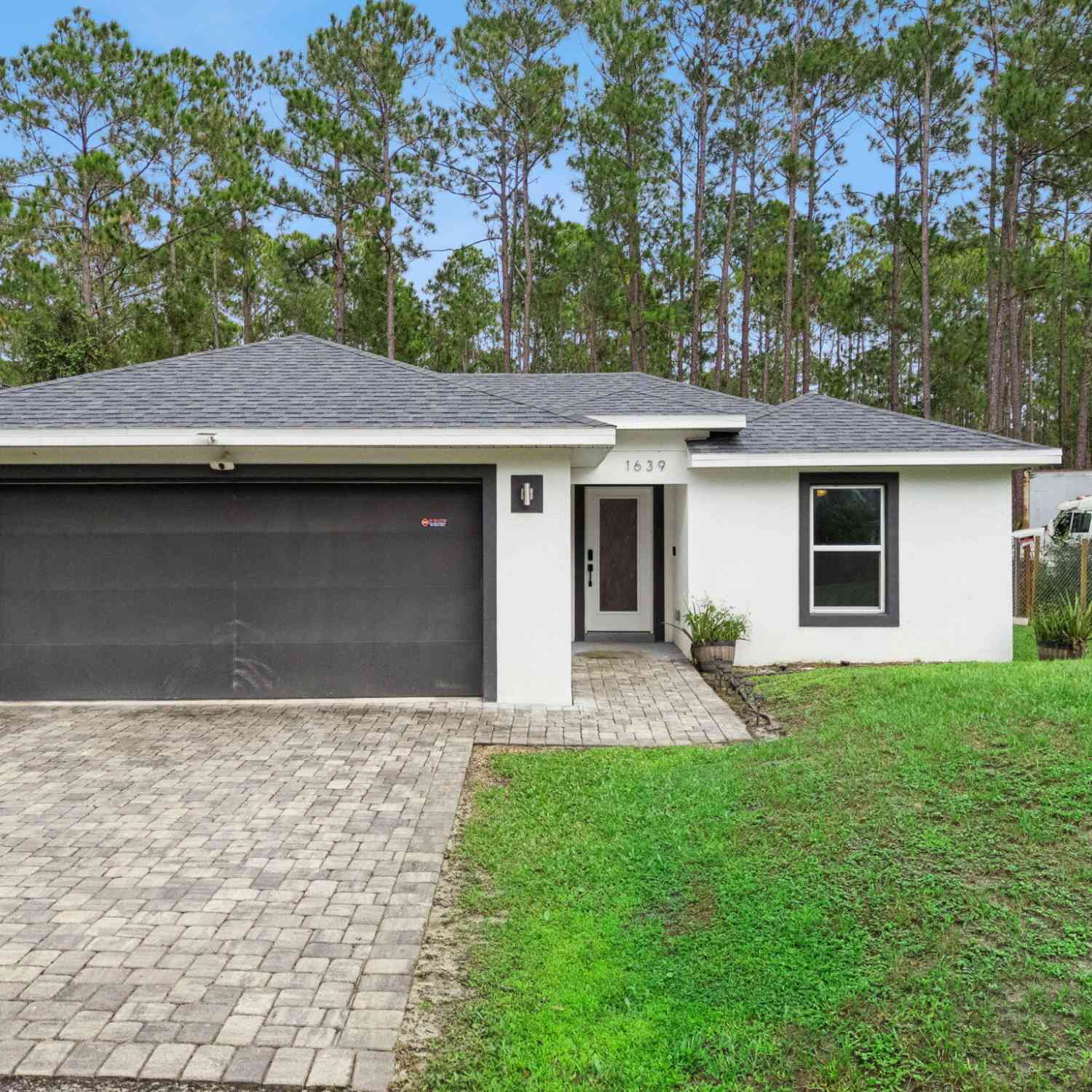 Homes For Sale - 1639 11th Avenue<br/> DeLand, FL 32724