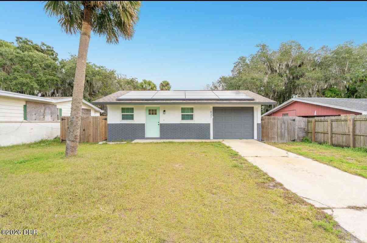 Homes For Sale - 437 Perdita Street<br/> Volusia County, Edgewater, FL 32132