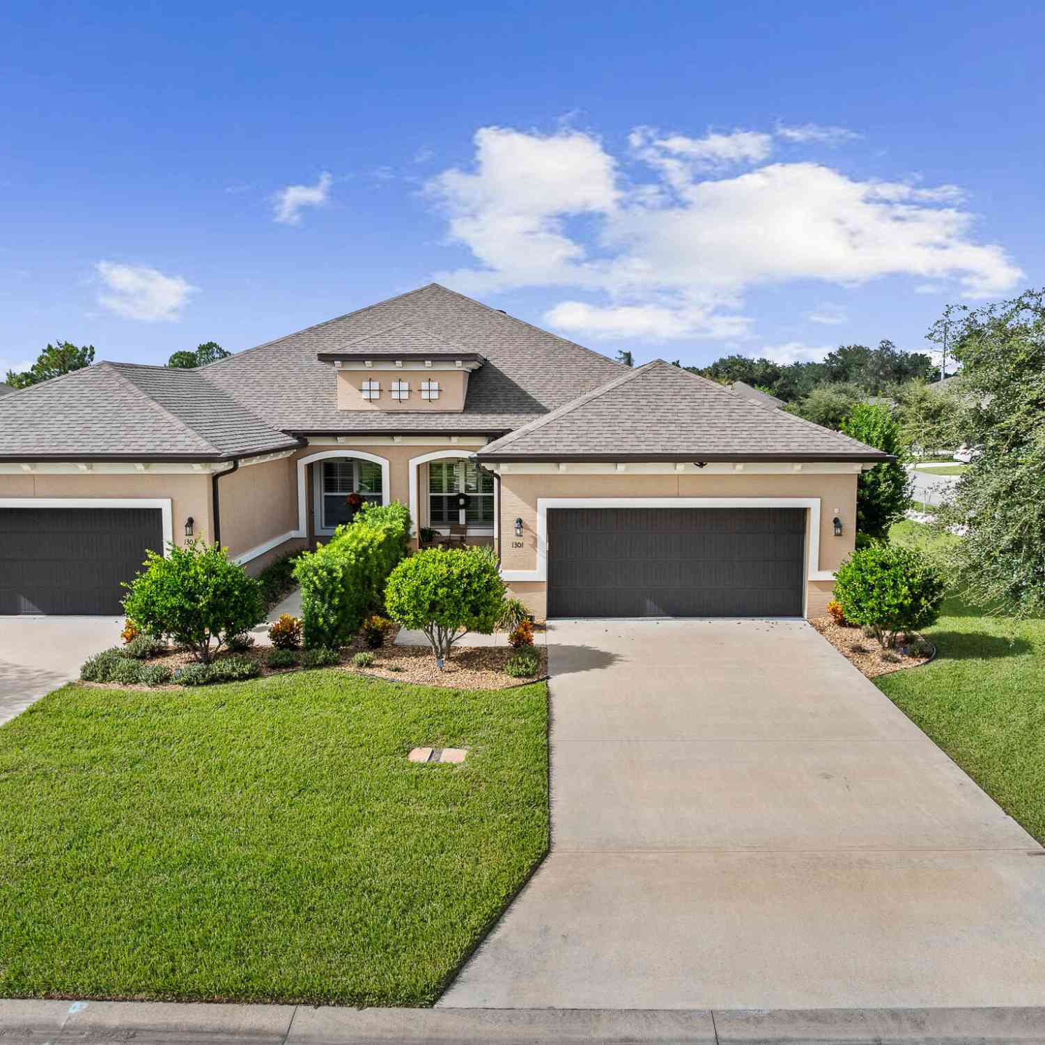 Homes For Sale - 1301 Bangor Drive<br/> Volusia County, Ormond Beach, FL 32174