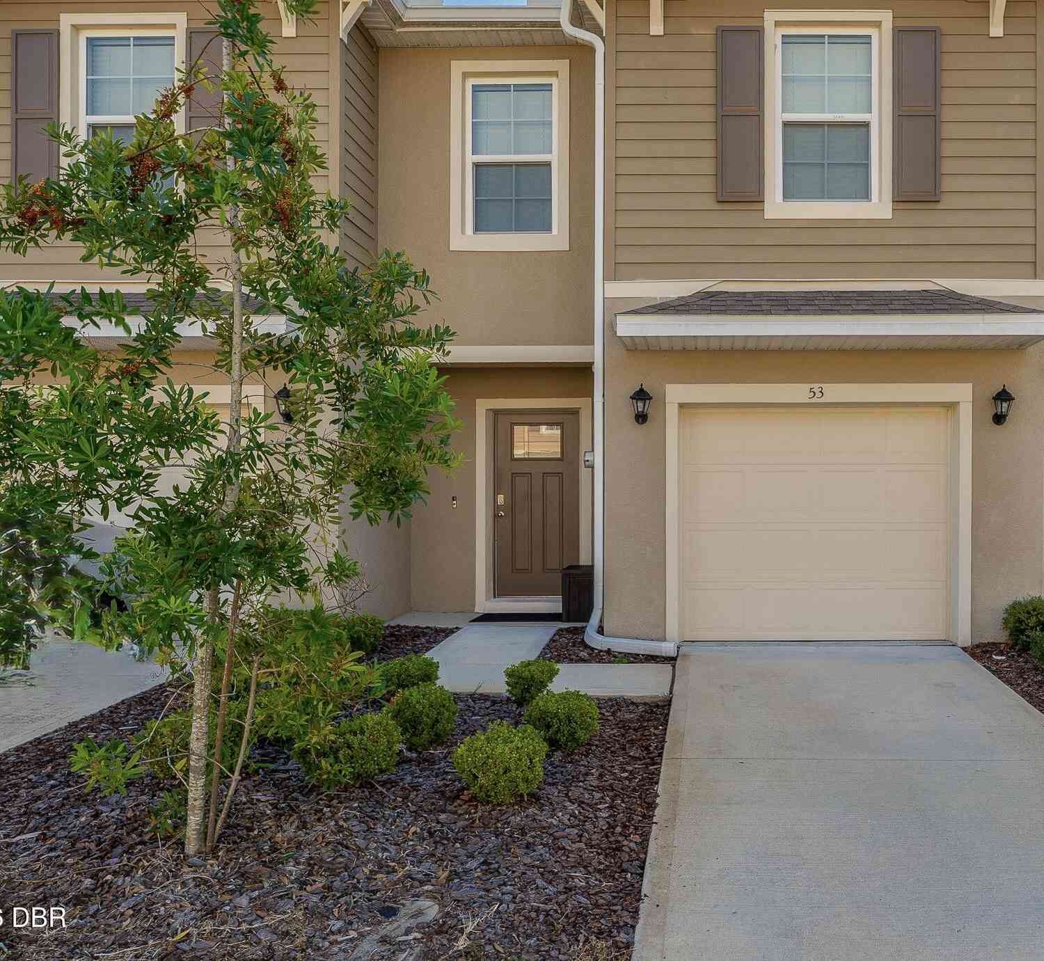Townhouse For Rent - 53 Bella Lago Circle<br/> Port Orange, FL 32129