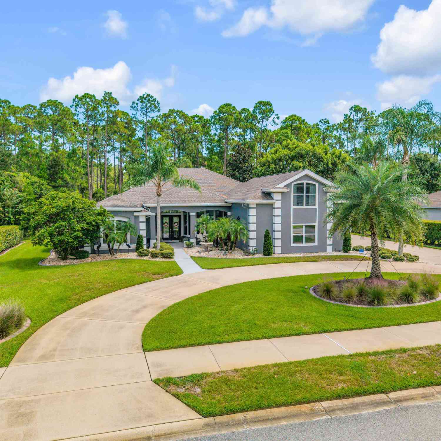 Homes For Sale - 1031 Hampstead Lane<br/> Ormond Beach, FL 32174