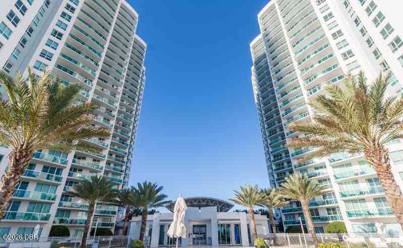 Homes For Sale - 231 Riverside Drive #501<br/> Volusia County, Holly Hill, FL 32117