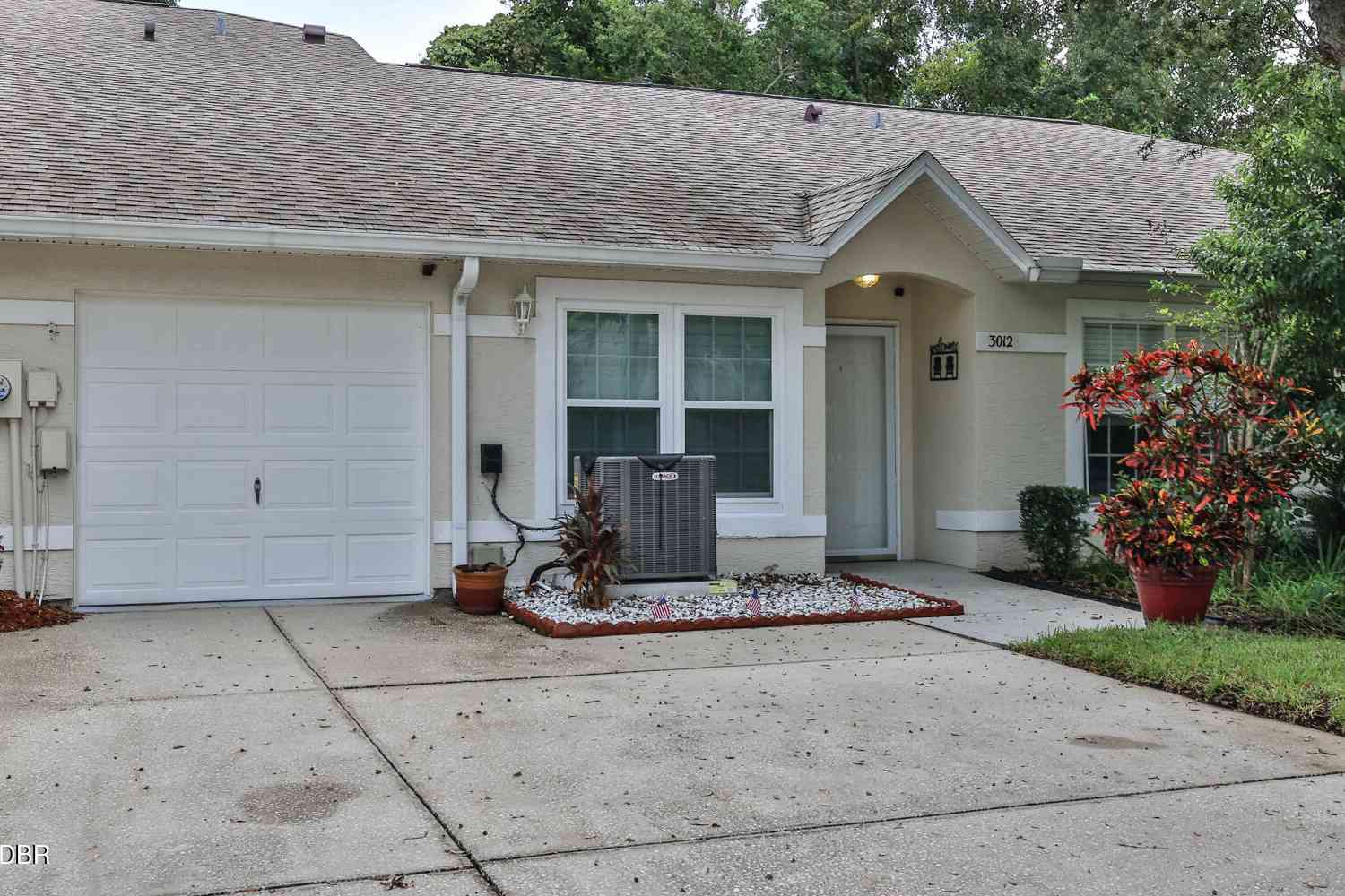 Homes For Sale - 3012 Oak Hammock Drive<br/> Port Orange, FL 32129