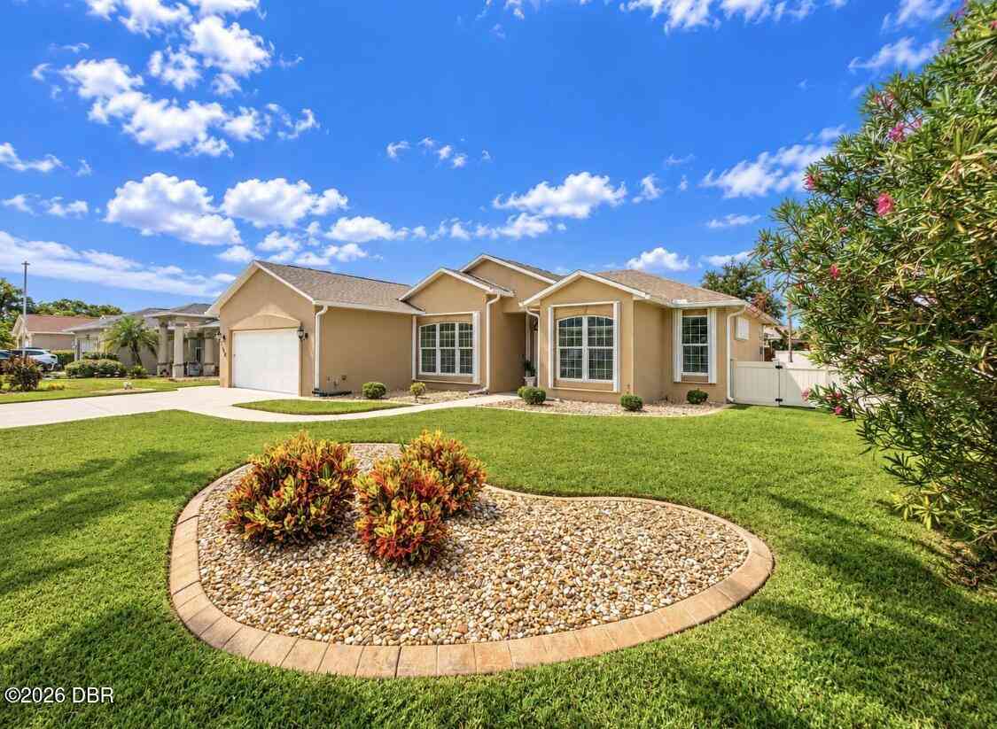 Homes For Sale - 122 San Remo Drive<br/> Edgewater, FL 32141