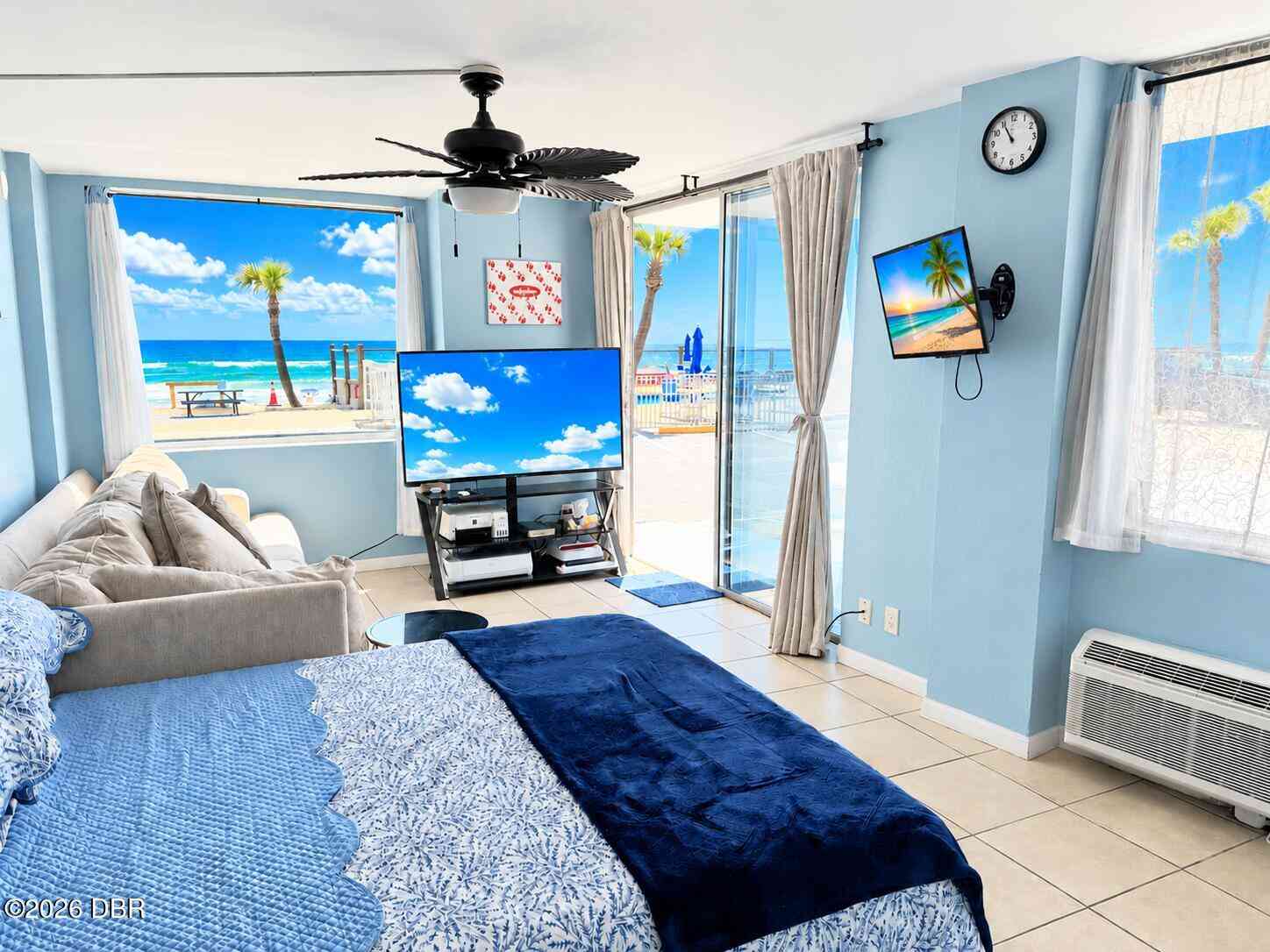 Condo For Sale - 1233 S Atlantic Avenue #102<br/> Volusia County, Daytona Beach, FL 32118