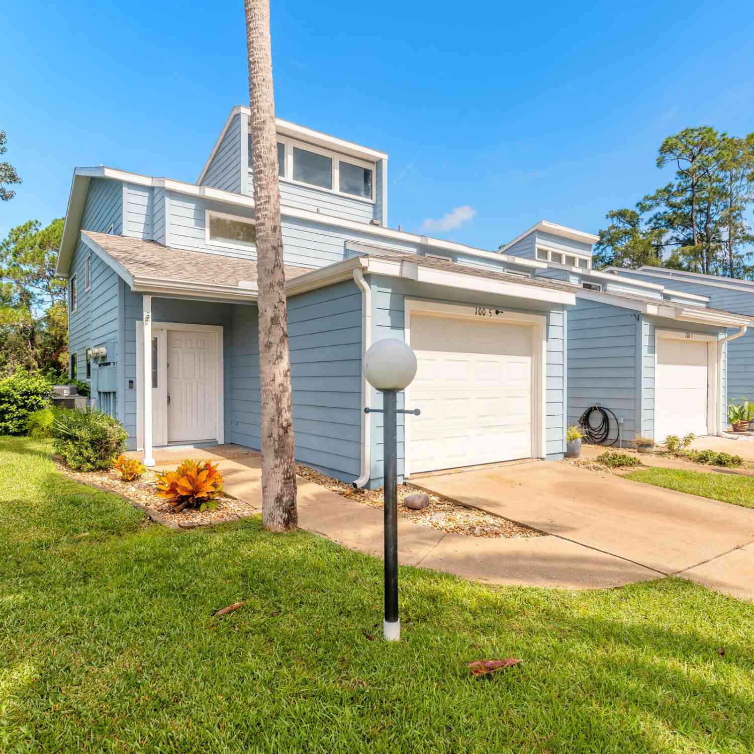 Condo For Sale - 100 Kingbird Circle #5<br/> Volusia County, Daytona Beach, FL 32119