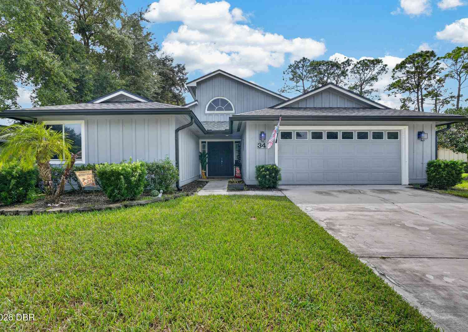 Homes For Sale - 34 Treetop Circle<br/> Flagler County, Ormond Beach, FL 32174