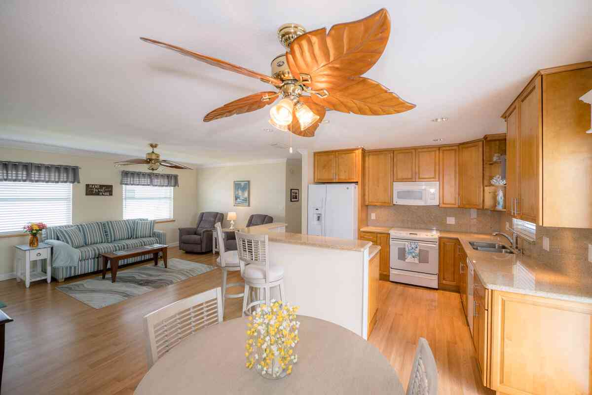 Condo For Sale - 40 High Point Road ROAD #703<br/> Islamorada, FL 33070