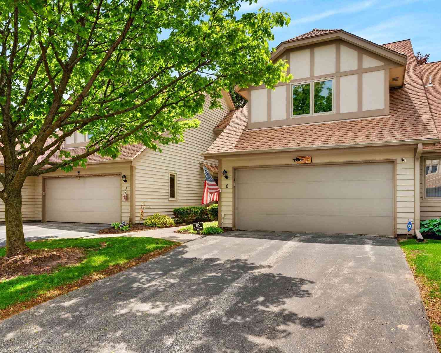 Condo For Sale - N34W23849 Grace #C<br/> Pewaukee, WI 53072