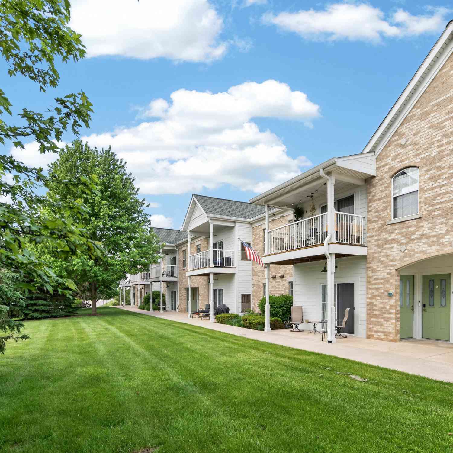 Condo For Sale - 2704 Northview #147<br/> Waukesha, WI 53188