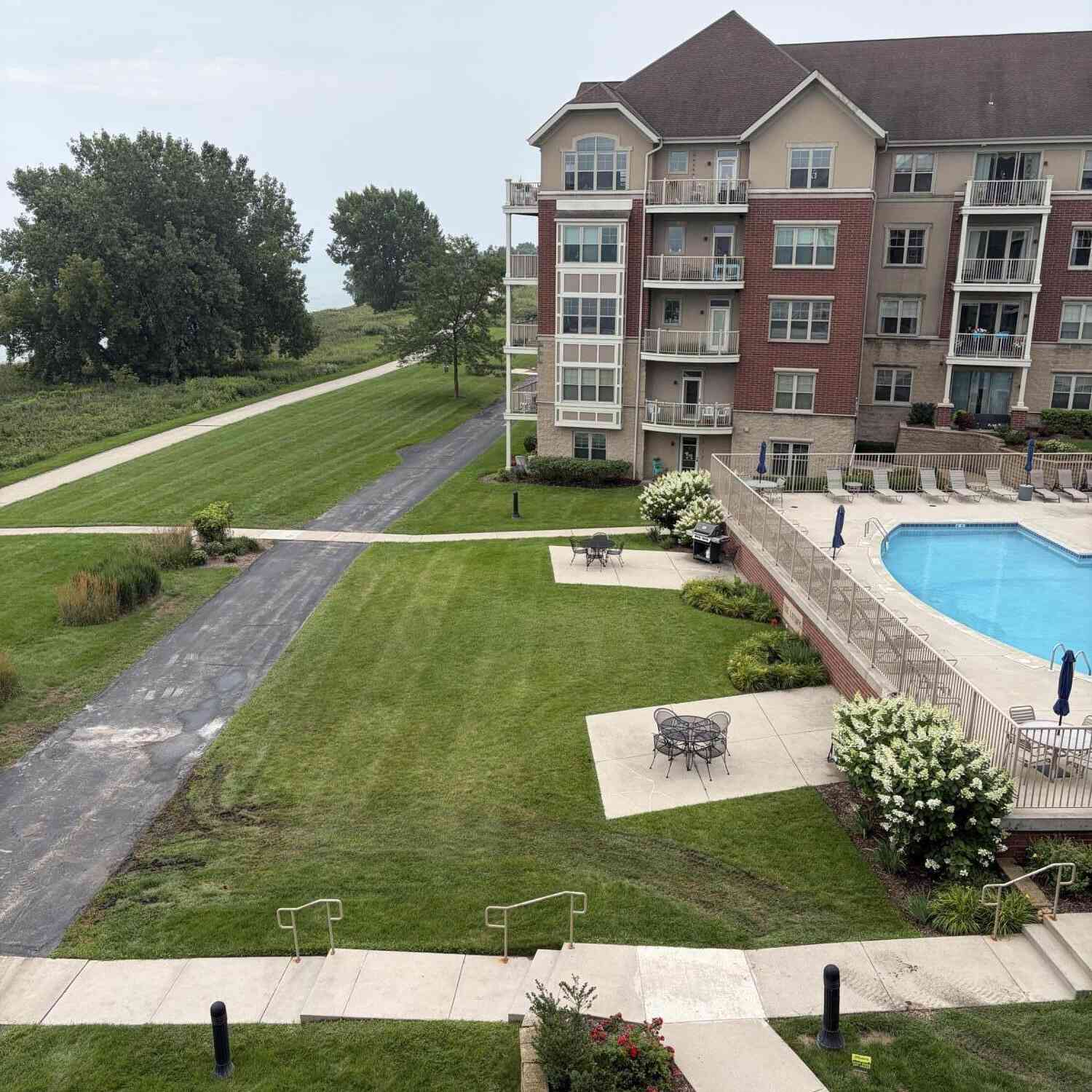 Condo For Sale - 4110 S Lake #347<br/> Saint Francis, WI 53235