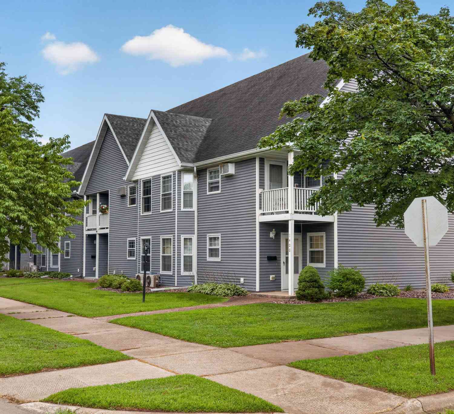 Condo For Sale - 1400 Redfield #6<br/> La Crosse County, La Crosse, WI 54601