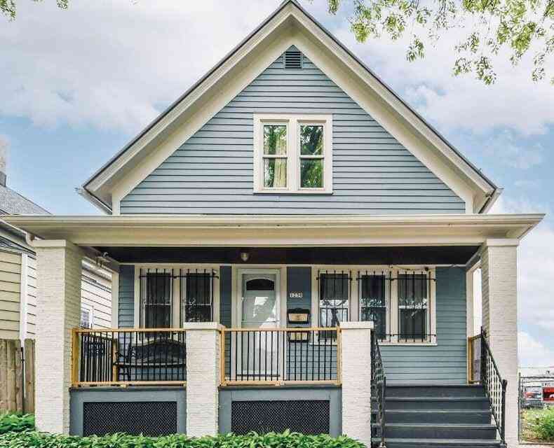 Multifamily For Rent - 1230 S 17th #A<br/> Milwaukee County, Milwaukee, WI 53204