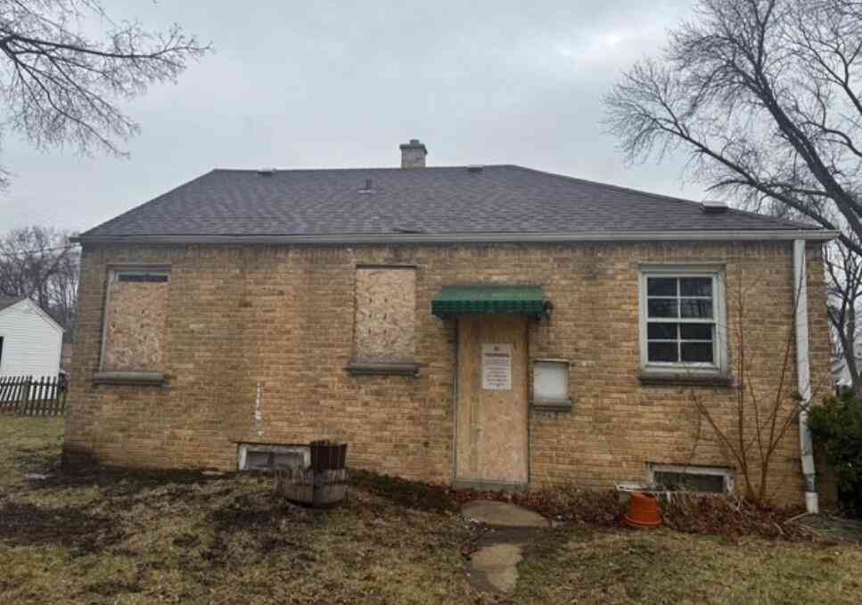 Homes For Sale - 4661 N 21st<br/> Milwaukee, WI 53209