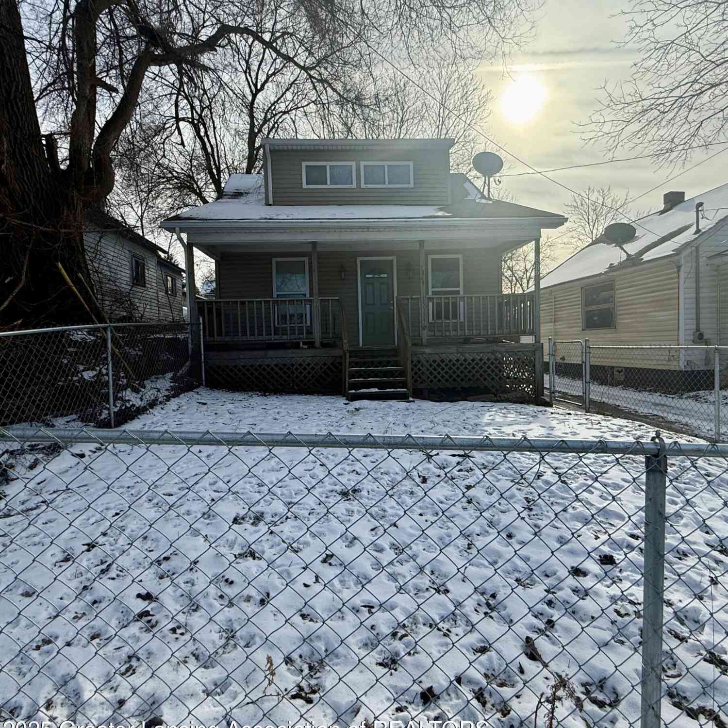 Homes For Sale - 2517 E Ganson Street<br/> Jackson, MI 49202