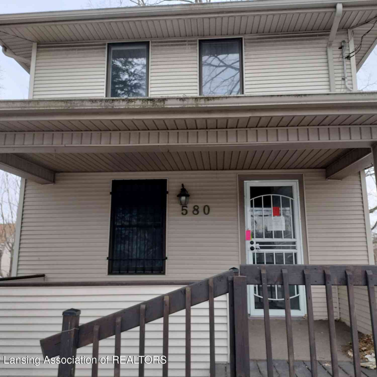 Homes For Sale - 580 E Mt Hope Avenue<br/> Lansing, MI 48910